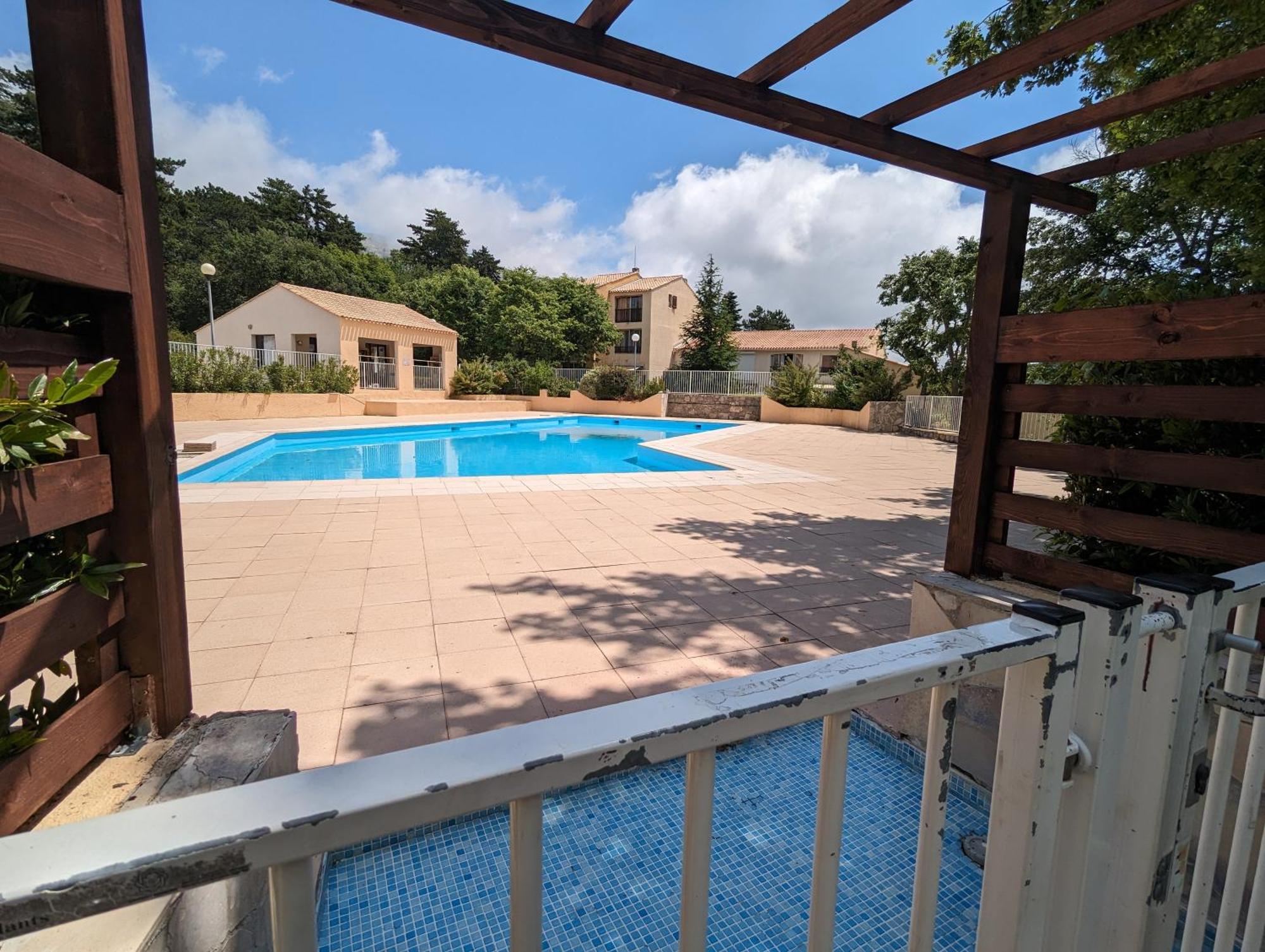 Evasion Au Calme - Maison Cosy Avec Piscine Et Tennis Saint-Vallier-de-Thiey Exterior foto